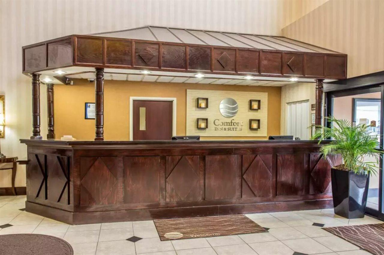 Comfort Inn & Suites Ftjackson Maingate Columbia Esterno foto