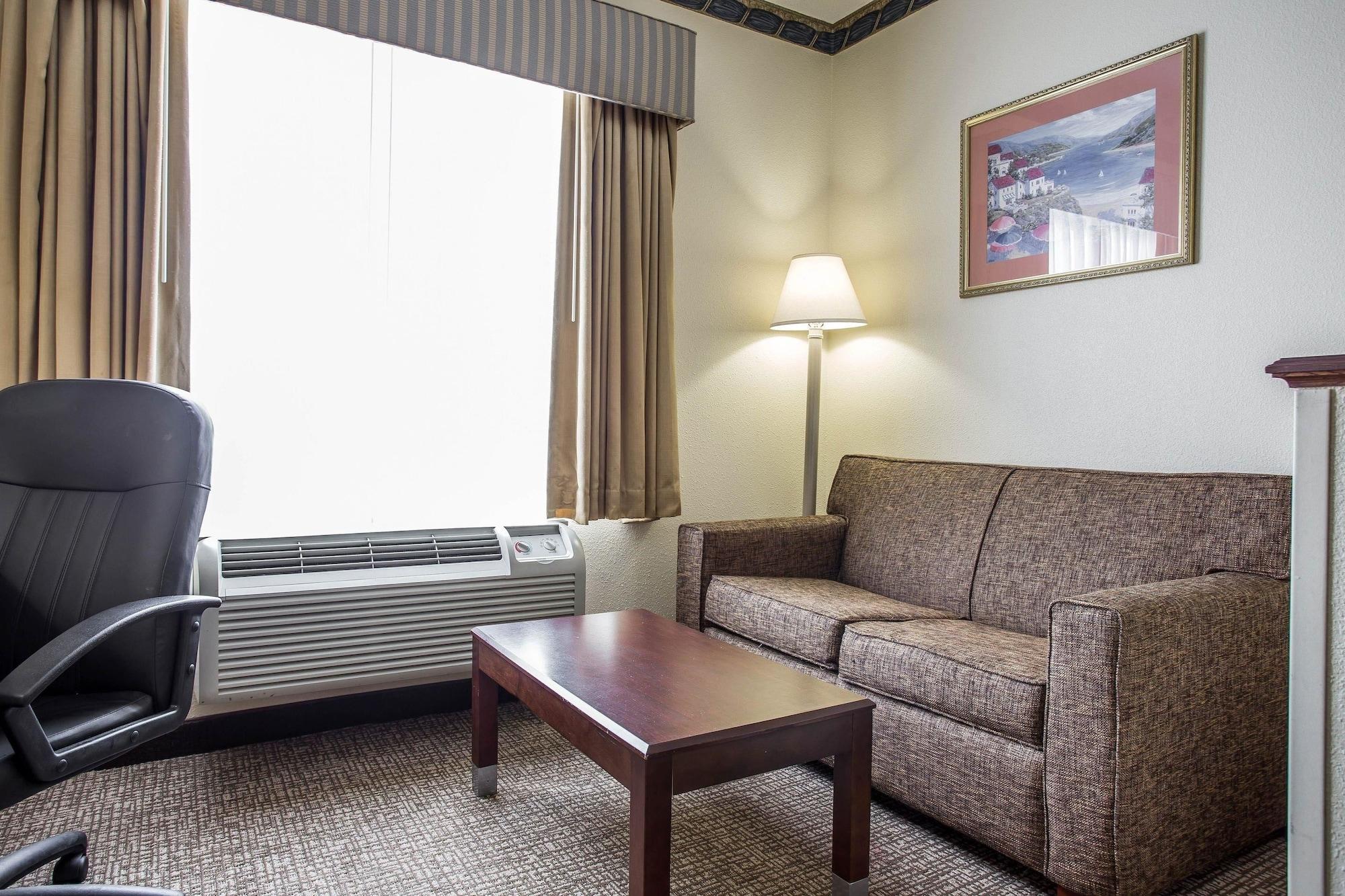 Comfort Inn & Suites Ftjackson Maingate Columbia Esterno foto